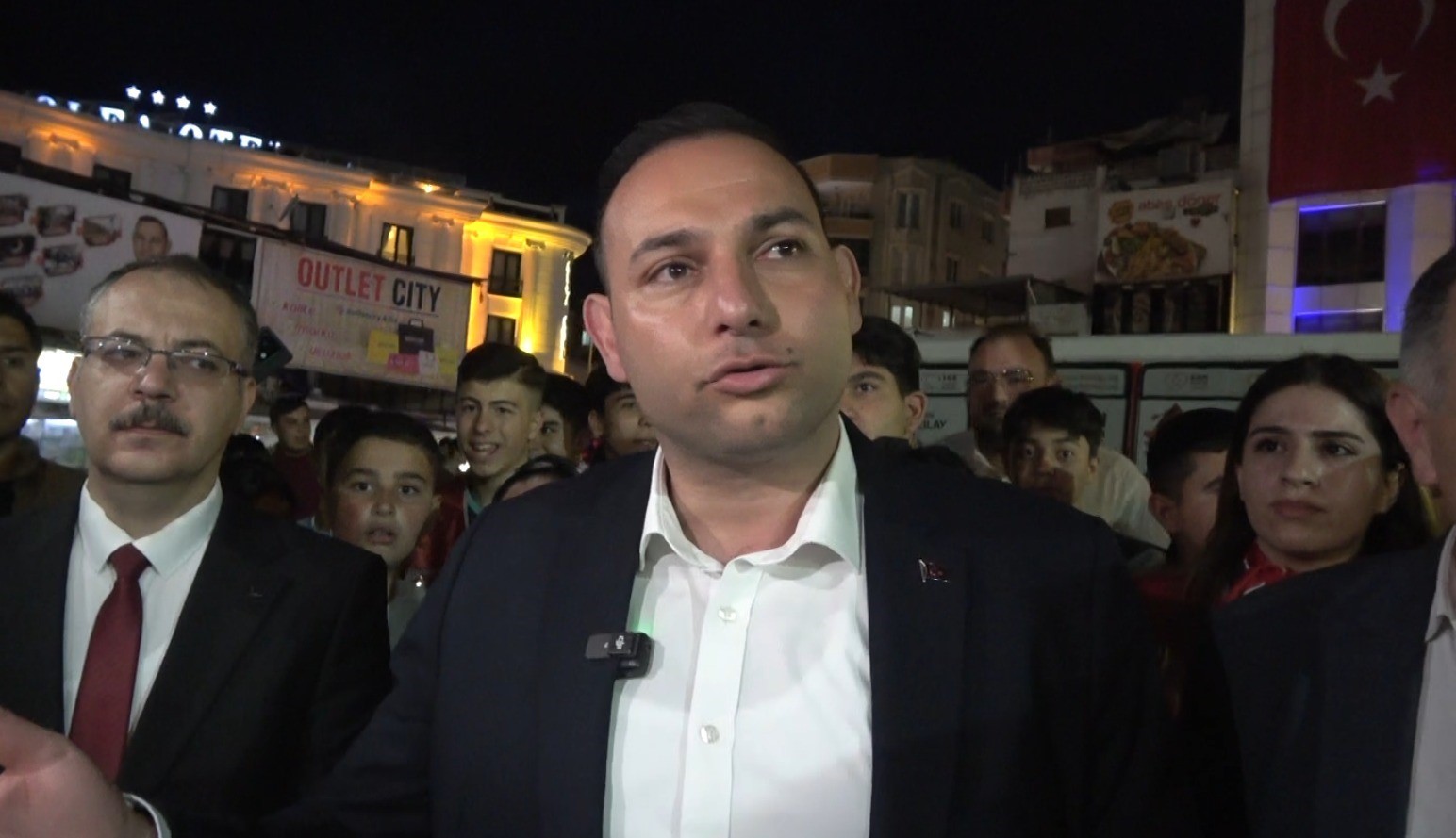Başkan Bilecen: "Milletvekillerini resmi bayramlarda görmek istiyoruz"