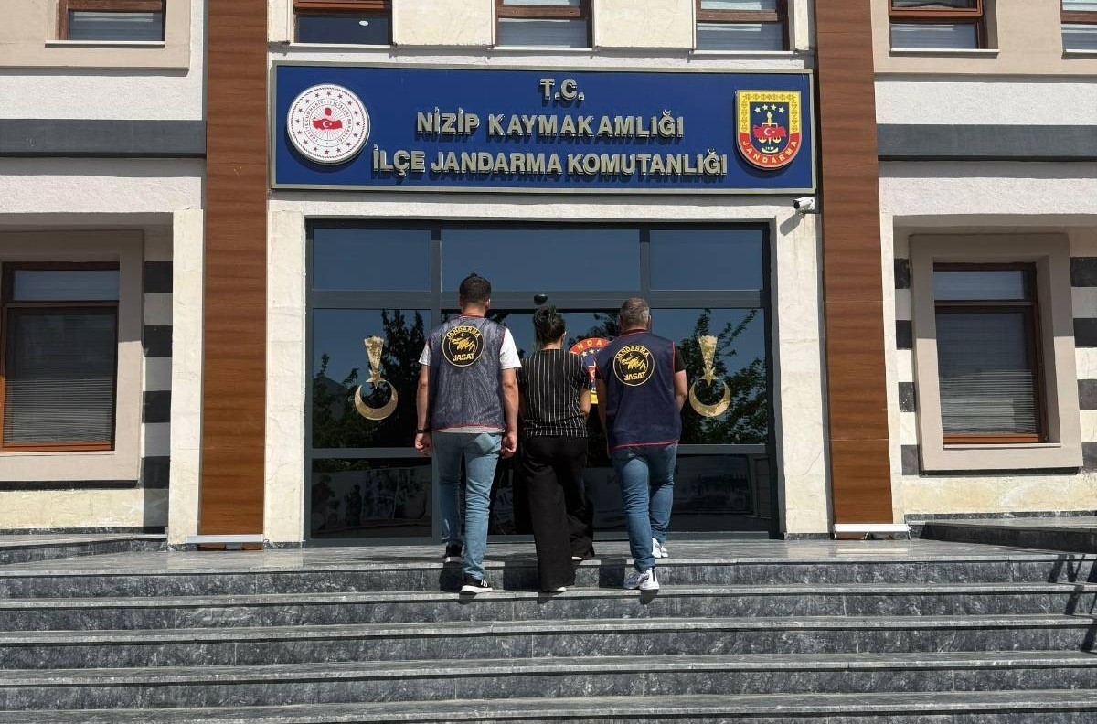 Kesinleşmiş 15 yıl cezayla aranan şahıs yakalandı