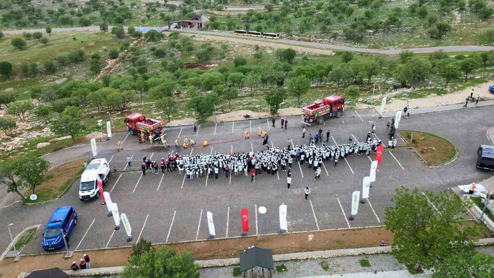 Siirt’te çevre temizliği ve yangın tatbikatı